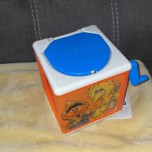 Vintage Playskool Sesame Street Jack In The Box. - Picture 4 of 5